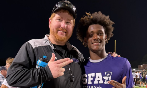 sixstarfootball's tweet photo. EVENT COVERAGE | Several rising offensive  prospects impress at Stephen F Austin Prospect Camp

📈Strong showings elevate recriuting stock in front of Stephen F Austin staff

📖Full recap+scouting reports now live!

STORY:▶️https://t.co/LgH3aeA0xW

@AAdams2027 @asher_allen2 @allen_cale50146 @AmareJones21 @t3_tyson @BPA90885 @HunterB42904197 @bensonbtitus @DutchBethea @ThomasBirney09 @DavidBland_2027 @BoothBrayden77 @SantanaZosa @alexcarson2028 @DerionCarson27 @TateClark2029 @Dakota_Clarke12 @CadeColeman2029 @ChaseCorwin_ @bcrawford2028 @Bcummings2027 @KF3_CaneyCreek @reecefisher27 @Calebfree54 @GarretteCordell @ThePeytonGrish @wyaharrisonQB @WillHight61 @AdrianJr_2027 @ShawnJBuckeye @GradyKeeton @kuebler3575 @LukeP2030 @KaMarion_Hart_ @mylesmcclain28 @Corion_tuff @mcmichael_ian @JudahMoreno @BraelanMorgan @JamesMoses70