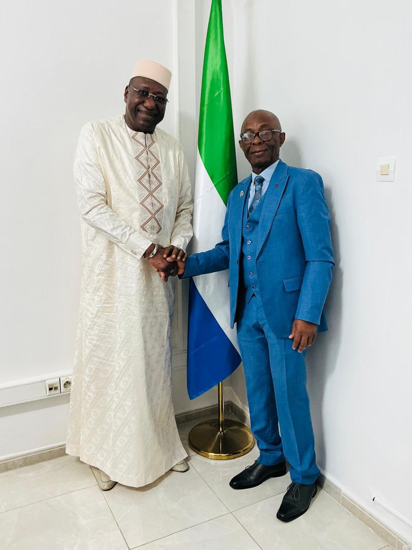 LansanaMmk's tweet photo. Amb Camaro of Guinea to Algeria pay a Courtesy call on Amb. Koroma of SL to Algeria to strengthen long-standing Fraternal relationship between the two Countries. 
The Discuss about their Challenges  and the good relationship share together,  Koroma remains raady to be of Service https://t.co/iv85sT0CbG