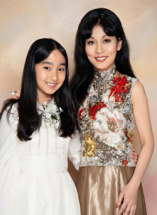 AfrikaanBeat's tweet photo. 愉偽婦と森森女史。共通は、どちらも李小龍さんといたことがある。 https://t.co/2CPnp4I0yF