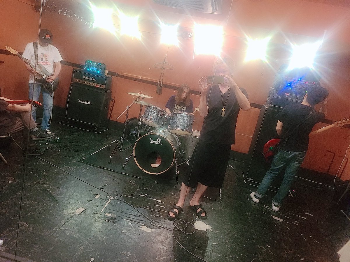 TRUSH_rico's tweet photo. ゲスト参戦♪
がんばーる!
#DSD
#TRUSH https://t.co/64jUCcg7H6