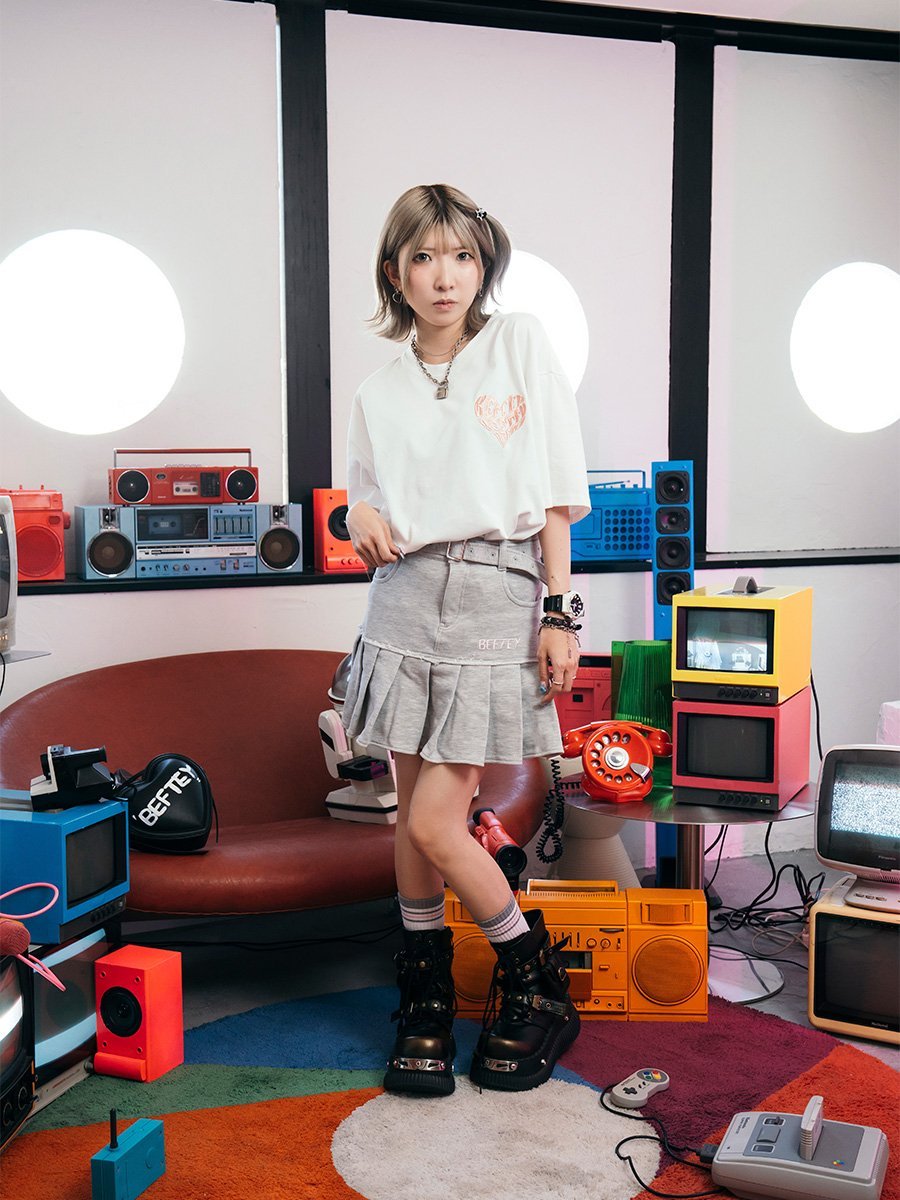 BEFTEY's tweet photo. BEFTEY 26SUMMER COLLECTION
📺BEFTEY RETRO POP📻 

https://t.co/Nrz6CRX3Zh

⭐︎⋆┈┈┈┈┈┈┈┈┈┈ 

#BEFTEY
#まあたそ https://t.co/sq4mhFoANt