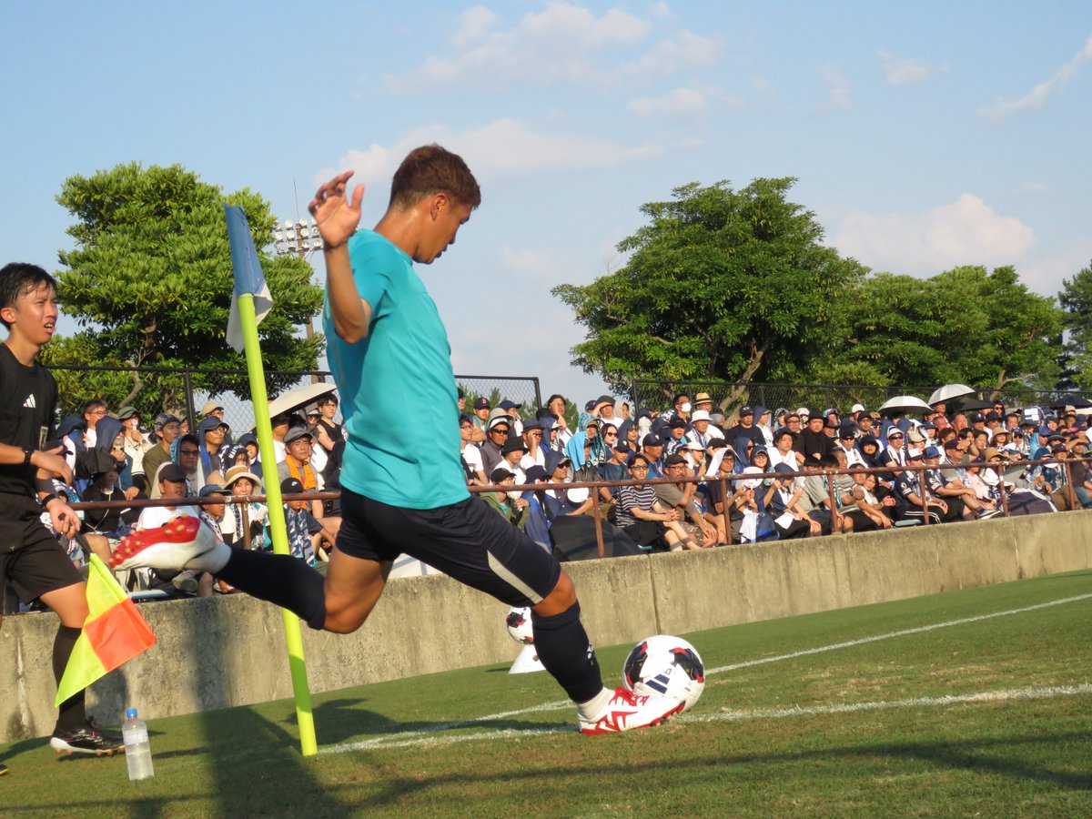 AvispaF's tweet photo. トレーニングマッチ結果報告⚽

🆚#ギラヴァンツ北九州
📍雁の巣球技場
🏟️約1,000人

1st (30分) 1-2
2nd(30分) 0-1
3rd (30分) 0-0

得点者
#佐藤颯之介 選手

応援ありがとうございました

#アビスパ福岡 https://t.co/5J2bjM4ld0
