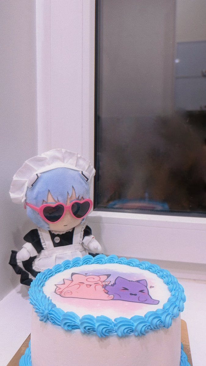 ayanamiplushhh's tweet photo. Rei Ayanami with cake 🎂
#ReiAyanami #pokemons #reiayanamiplush https://t.co/yuterKlca5