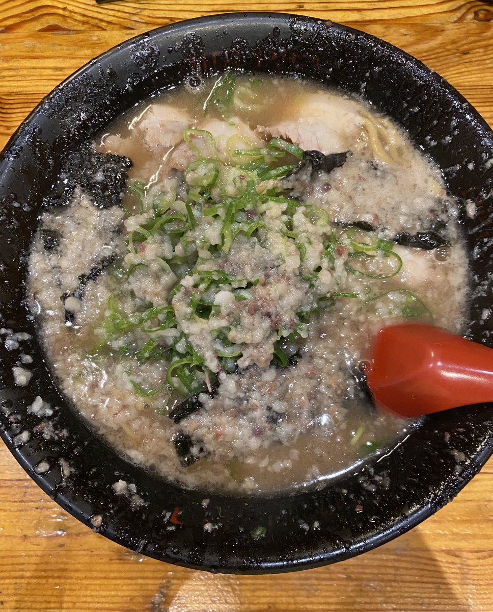 __zo8i's tweet photo. ラーメンの日と言うことで個人的にかなり好きな4店舗のラーメンの画像載せとこ♡
#ラーメンの日 https://t.co/0wahOdxscQ