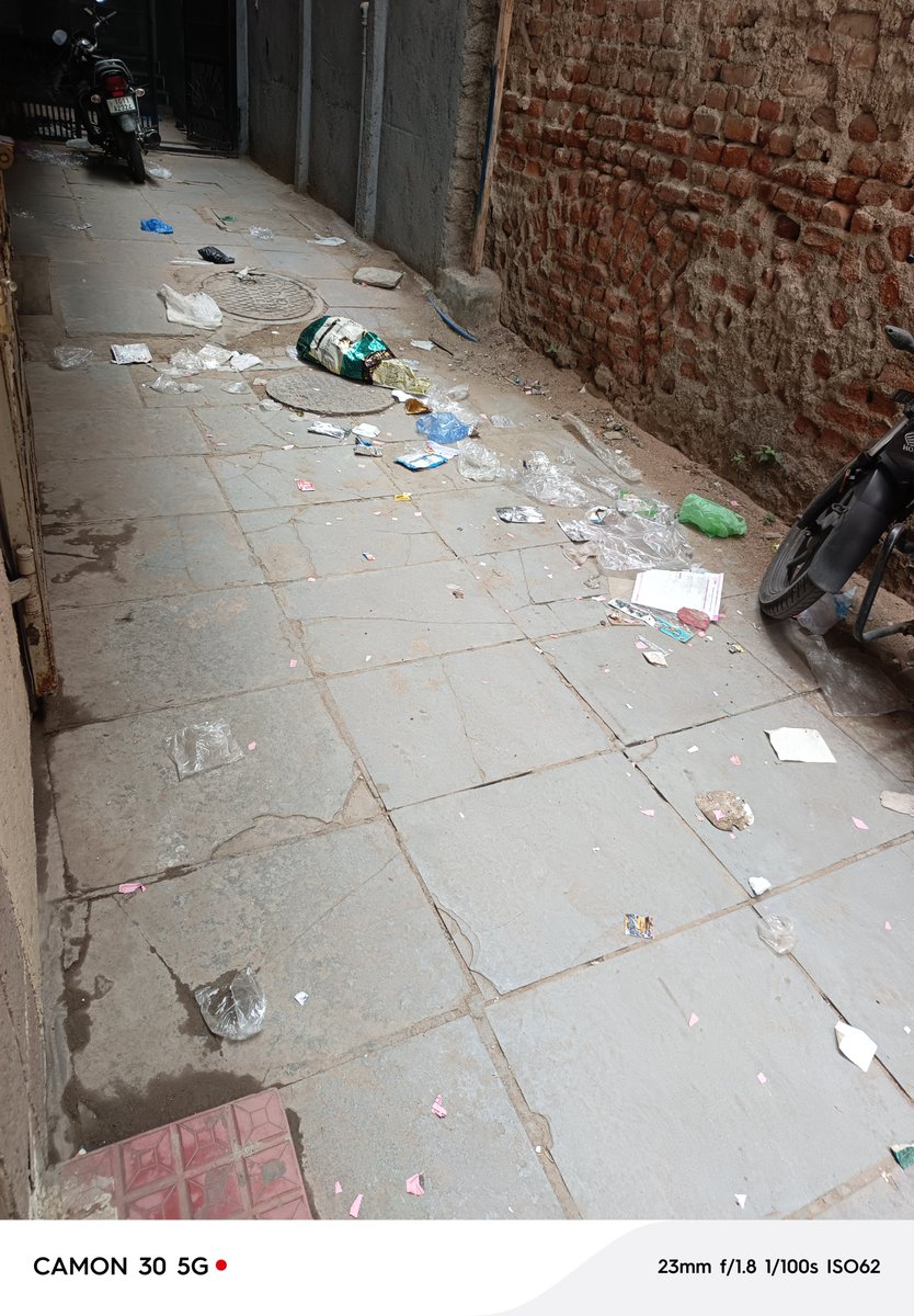 Quddus__'s tweet photo. Dear @GHMCOnline @CommissionrGHMC @aeeghmc149 @AMOH6GHMC This is the current condition of our dead end gully. Beside afreen palace function hall dabeerpura. Many times complaint but same thing again happening. We need daily sweeping and after sweeping garbage removal.Need action https://t.co/JuHcYCRttu