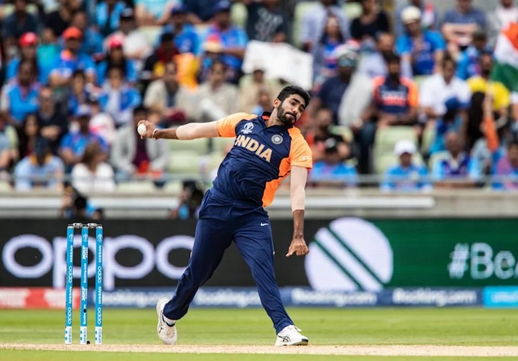 Rathwa0019's tweet photo. One player. One over. Six balls.
Who would you trust to defend 10 runs in the final over? 🔥
Comment your pick! 👇
#Cricket #ABcricinfo #WorldCricket #CricketFans https://t.co/NmktFGsHyB
