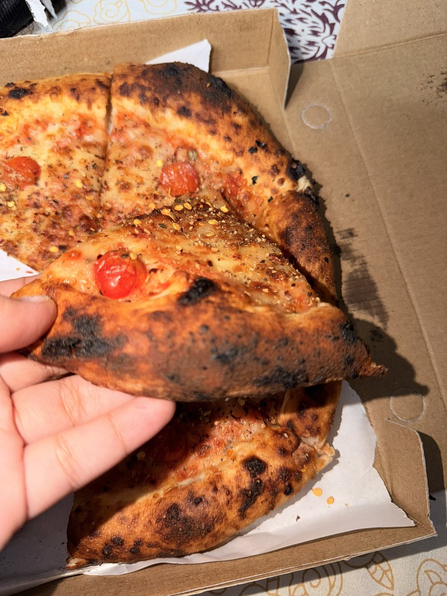 preecrictalks's tweet photo. ordered food from @Swiggy big mistake. waited 70 minutes then received burnt food. talked to 3 different executives &amp; then were good for nothing. is this what i’m paying for? @SwiggyCares https://t.co/5xEkAQmXGz