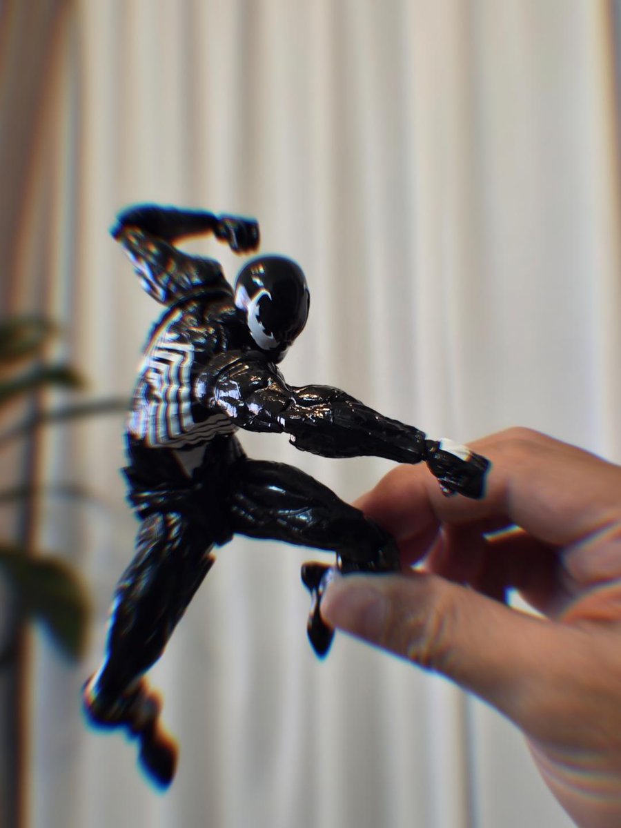 figure_nohito's tweet photo. アメイジングヤマグチ
シンビオートスパイダーマン https://t.co/uVFFGAM684