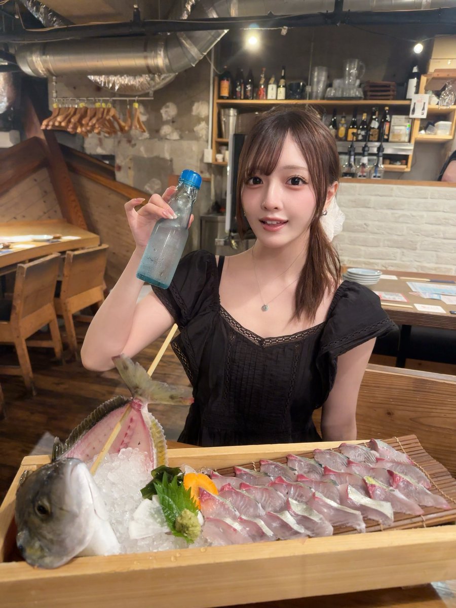 yura0312akari's tweet photo. ざうお行ってきました🎣

あわび釣り上げたら、あわびちゃん名刺もらえました😹🎣 https://t.co/1XJ0C1wQ3j