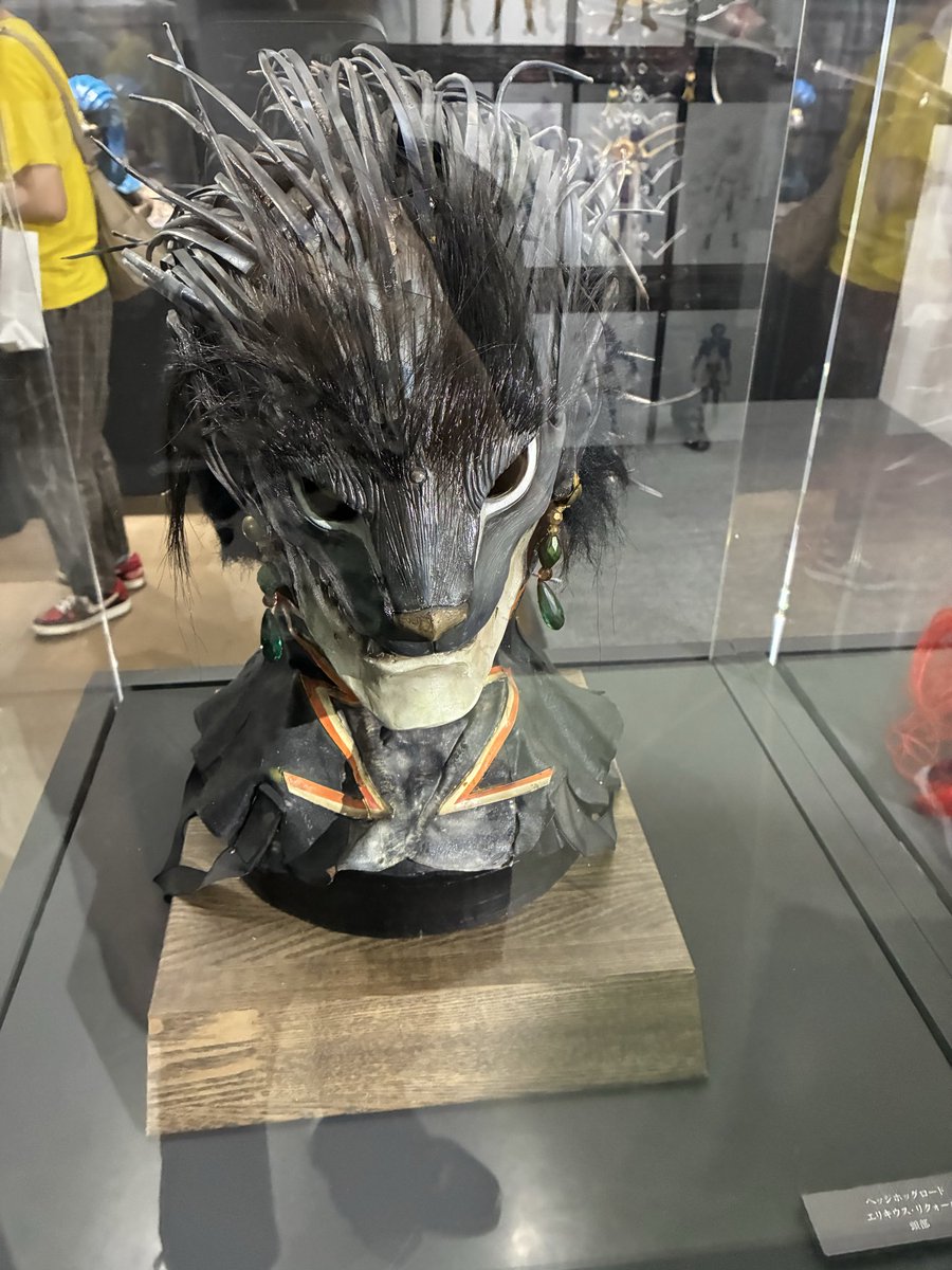 bezu_4219's tweet photo. アンノウンの頭を間近で見られるのすげえな https://t.co/TpifjZs406