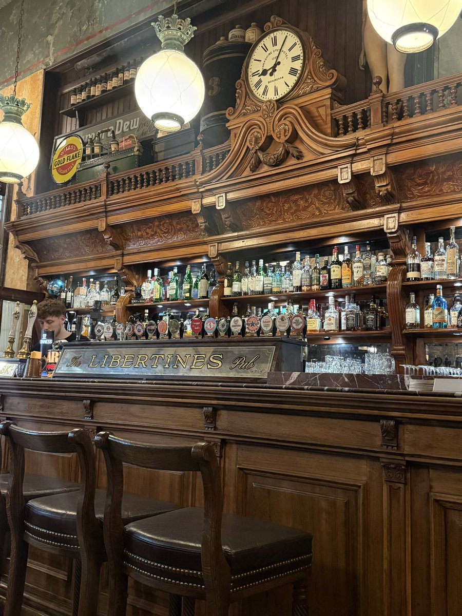 Ftgrf888's tweet photo. Libertines pub
@libertines https://t.co/uDwJ9axm1m
