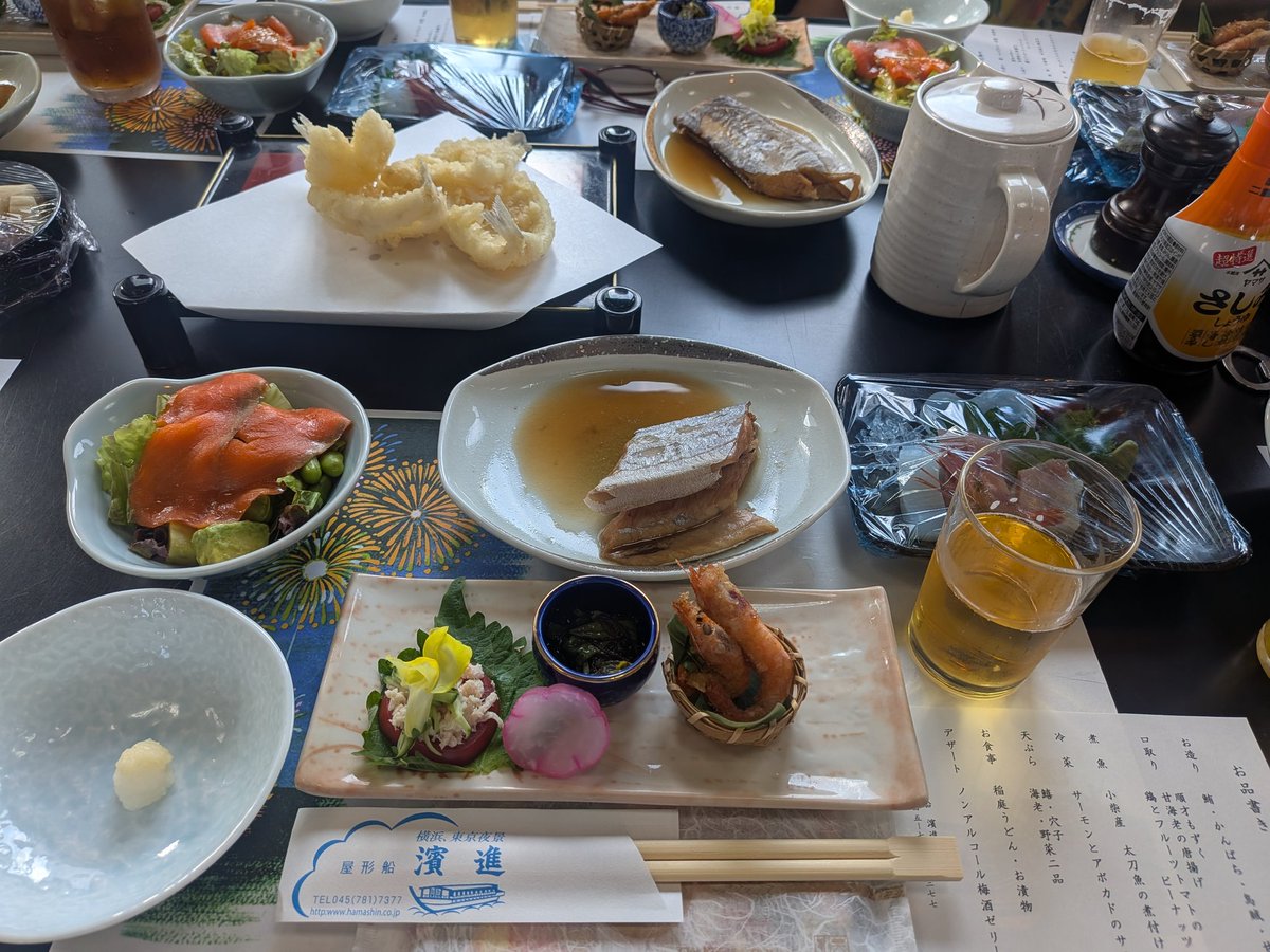 nachuralstance's tweet photo. 揚げたての天ぷらが運ばれて来てハッピー！ https://t.co/mF6bxYGB4Y