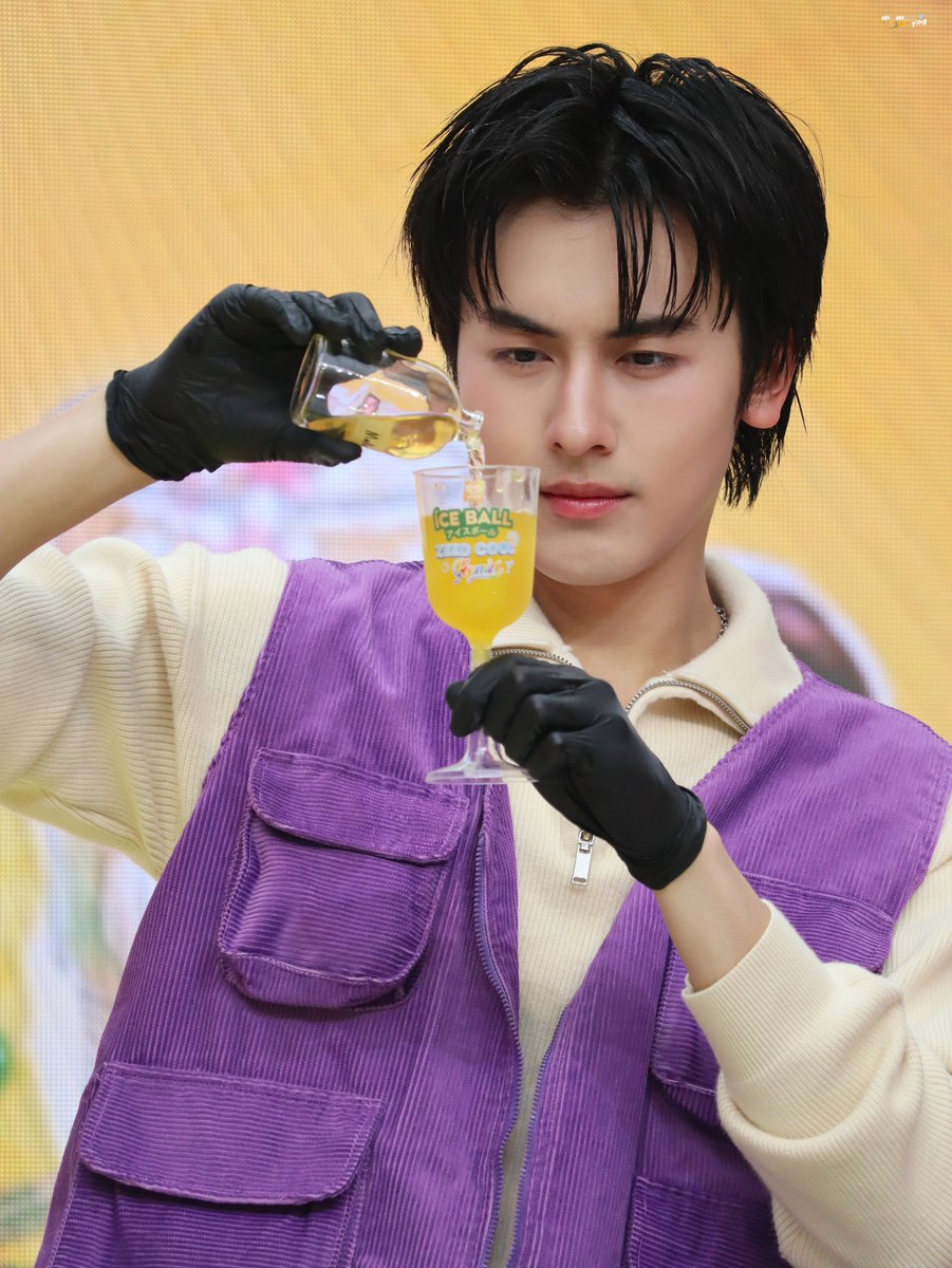 memooying's tweet photo. เบ้าเค้าเนาะะะ หล่อจัง 🩷🩷

#สดชื่นฉ่ำคูลทุกบอลล์ #IceBallxPROXIE 
#PROXIEGorn #PROXIEth https://t.co/xBZ3wxiX8u