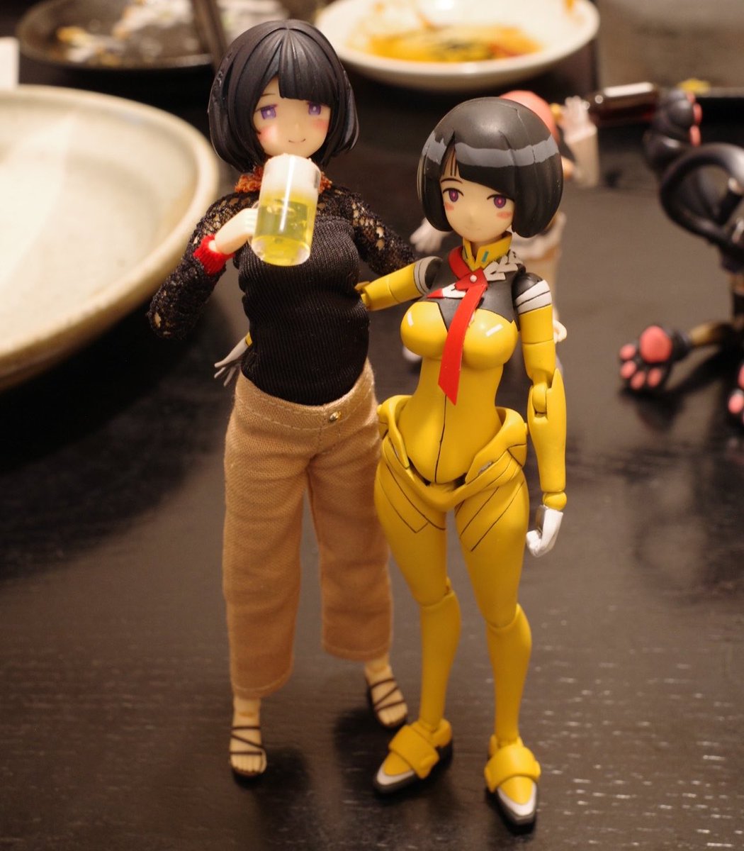 僕のシイコさん、なぜか一杯やってるご同輩と一緒になりがち🍻 mummys