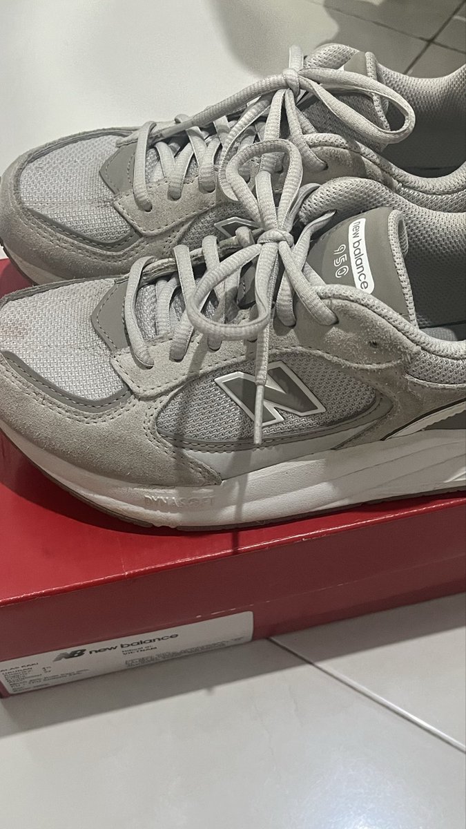 nayeppie's tweet photo. hiii aku mau preloved sepatu nb, cuma kotor ajaa nanti aku cuci dulu kalau udah deal
700k (masih bisa nego)
📍dom bekasi
bisa cod bekasi-jakarta yaa

tags. wts. wtb. sepatu nb. pl. preloved. https://t.co/atv3ylHjrD