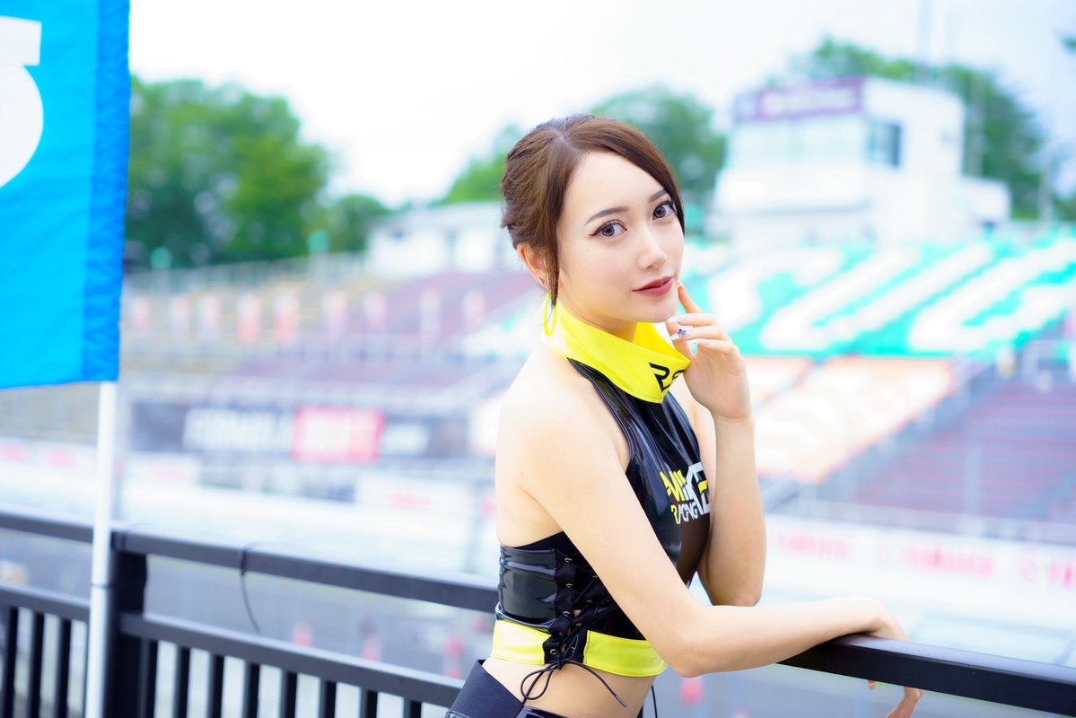 ai_0425_'s tweet photo. FDJ Rd.4 SUGO💛
Mike Racingは無事TOP32に入り明日の
決勝トーナメントに参加します✨✨

引き続き応援よろしくお願いします💛

#FDJ
#mikeracing https://t.co/mtiOpYBtoK