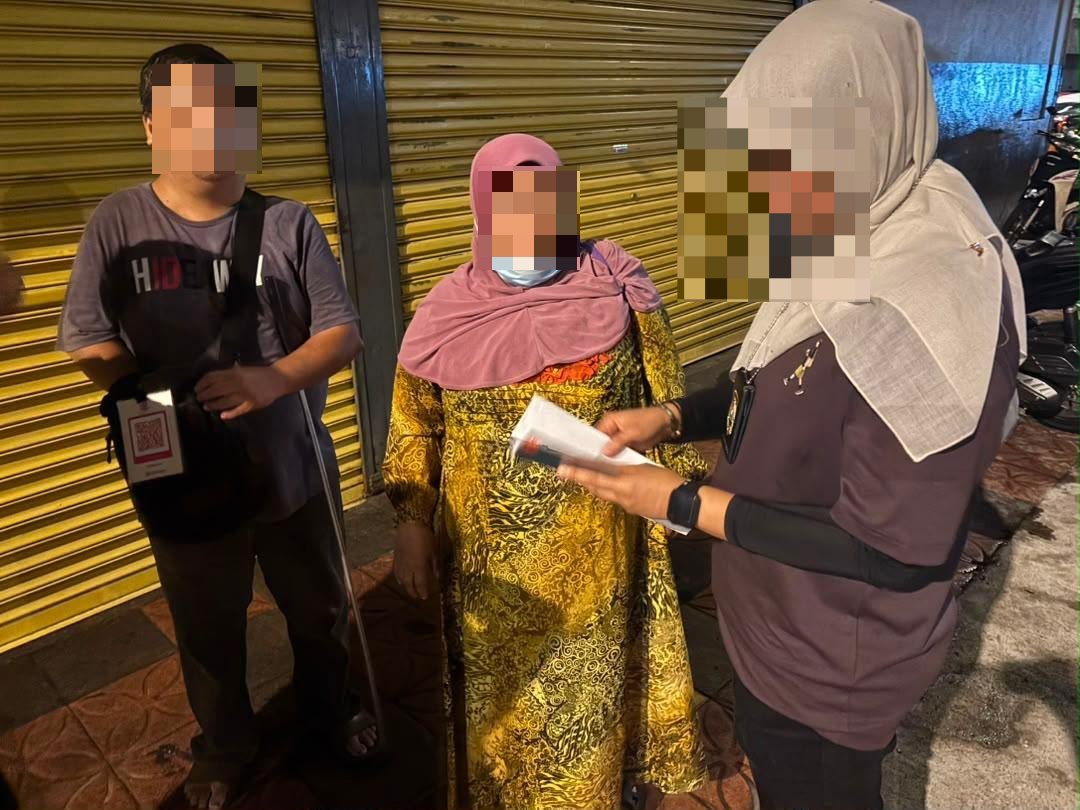 imigresenmy's tweet photo. Taktik licik wargaa asing manipulasi OKU warga tempatan untuk mengemis ditumpaskan

https://t.co/lo973rhSKv https://t.co/6RTHxGyZjb