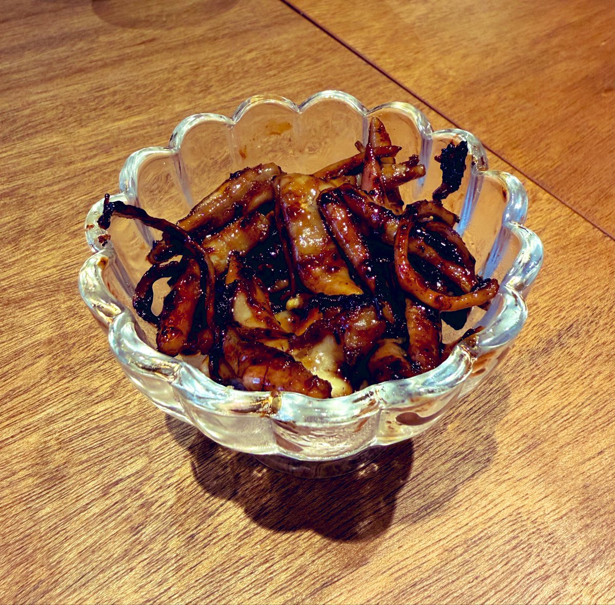 cafe_renta's tweet photo. 羽島市にある　うなぎくろ義さんでうな重(特上)をいただきました　美味しかったです
#くろ義
#うな重
#肝焼き https://t.co/39NNjQj0Ot