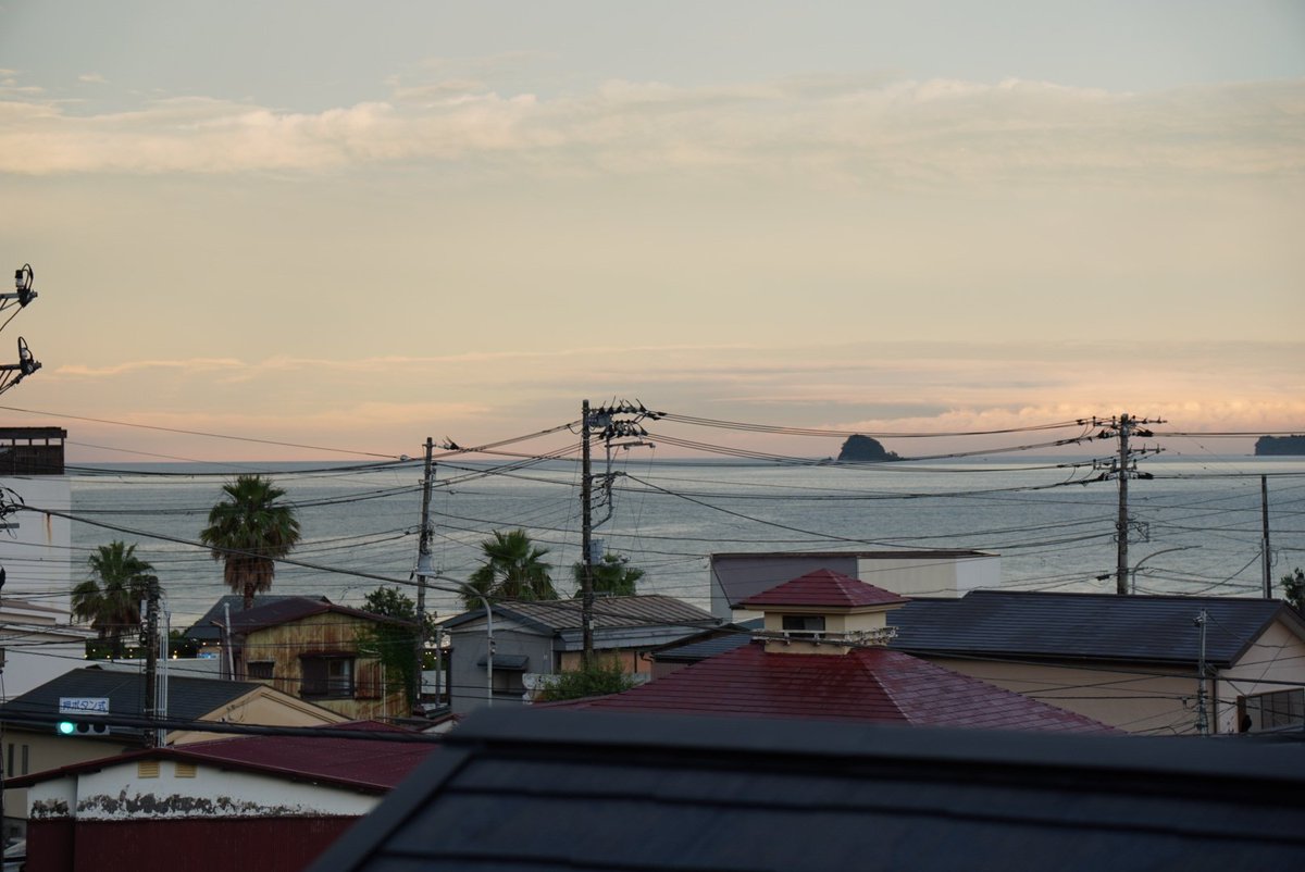 tanuponchannel's tweet photo. 宝石露天風呂の宿 民宿ふかべからの景色
静岡県伊東市宇佐美 https://t.co/oONyGF0rrQ