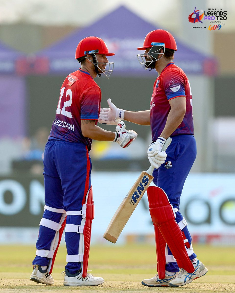 wlpro_T20's tweet photo. Think you've got sharp eyes? Find the 𝑴𝒆𝒄𝒄𝒉𝒂 𝑪𝒉𝒂𝒎𝒆𝒍𝒆𝒐𝒏! 👀

#WorldLegendsProT20 #LegendsKarengeShor https://t.co/BJIr4Z3aRh