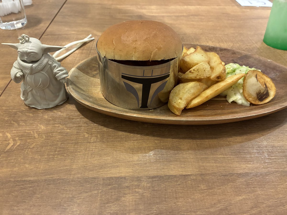 moMomoth53's tweet photo. 行ってきました https://t.co/qi90Hv1DJP