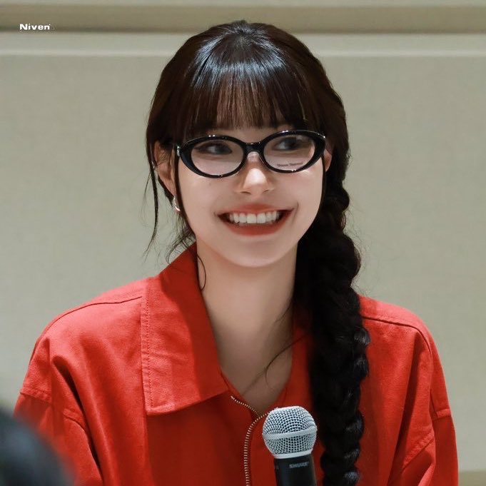 inyournivers's tweet photo. พูดได้มั้ย คำคำนั้น 🥹🤍🎀

JJJFAM FIRST FANSIGN 
#YBOOKFAIR11xJanJingjing https://t.co/fpaMrzelYd