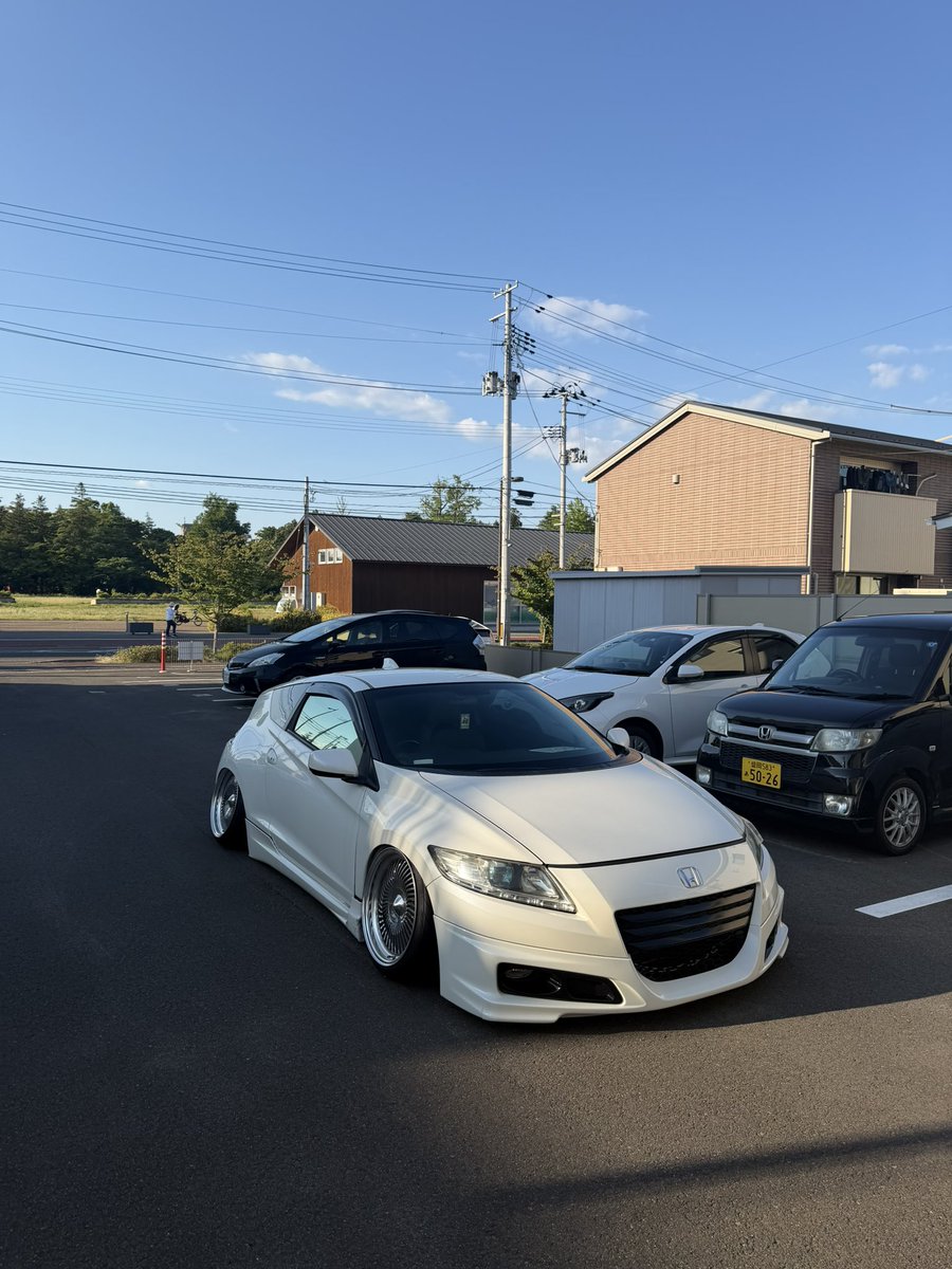n0_zf1's tweet photo. ゴミでカスな上に腹下ガシャガシャだし後ろ乗れないからTier8ですね https://t.co/ucXovLzbaM