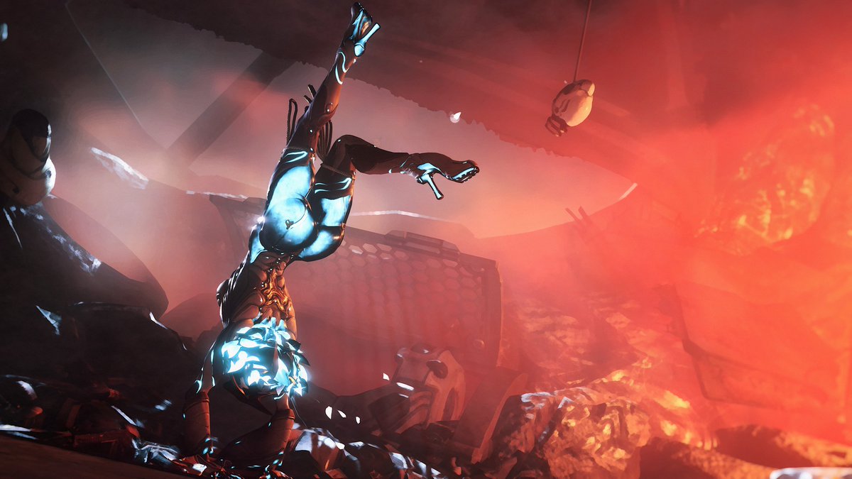 EveCaptura's tweet photo. Yoga in the least appropriate place possible: formatted for desktop :3
#warframe https://t.co/OYFcLvGVeX