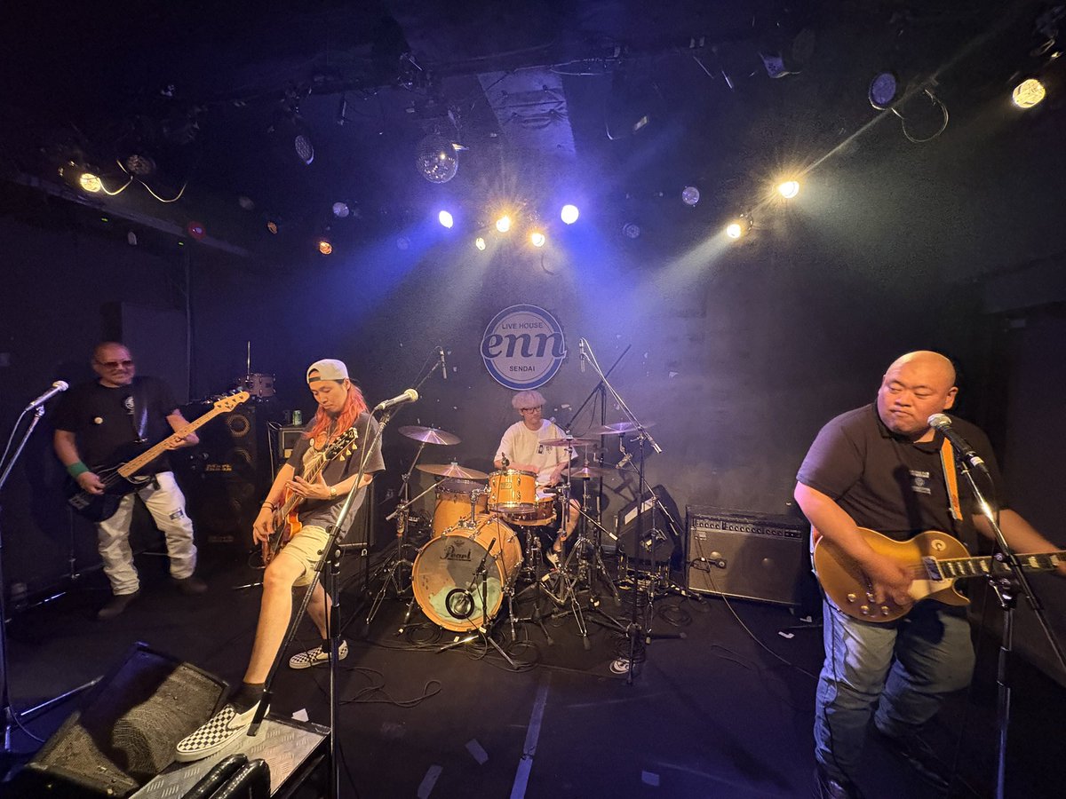 inkyaguitar's tweet photo. 昨日は仕事終わりにスパイシーを見に仙台へ！仙台は自由でいい街だな〜
用事あって早めに帰っちゃいましたけど今度は打ち上げよろしくお願いします🤲 https://t.co/PpYjayhUbi