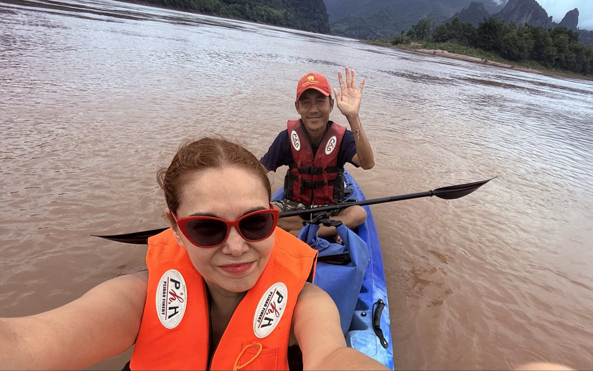 kbrosas's tweet photo. day 3 luang prabang laos!! haggard pero saya saya syet! more tours pa syet aylabeeeet! 😅🥰 https://t.co/1xO5jGxcXw
