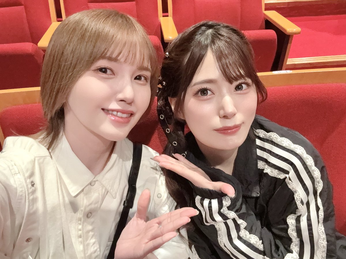 kitoakari_1016's tweet photo. #女王ステ #不滅部隊編 観劇させて頂きました🌹
田中がとっても美しくてかっこよかった！歌もダンスも殺陣も色々やっててすごい！✨
そして前橋ウィッチーズで一緒した三波春香ちゃんとも会えました🌟可愛かった☺️ https://t.co/xK8cMj9gwH