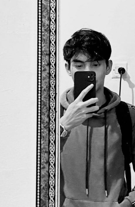 mnusiadoboh's tweet photo. My fav black n white. What’s yours? https://t.co/cszKkmPjBF