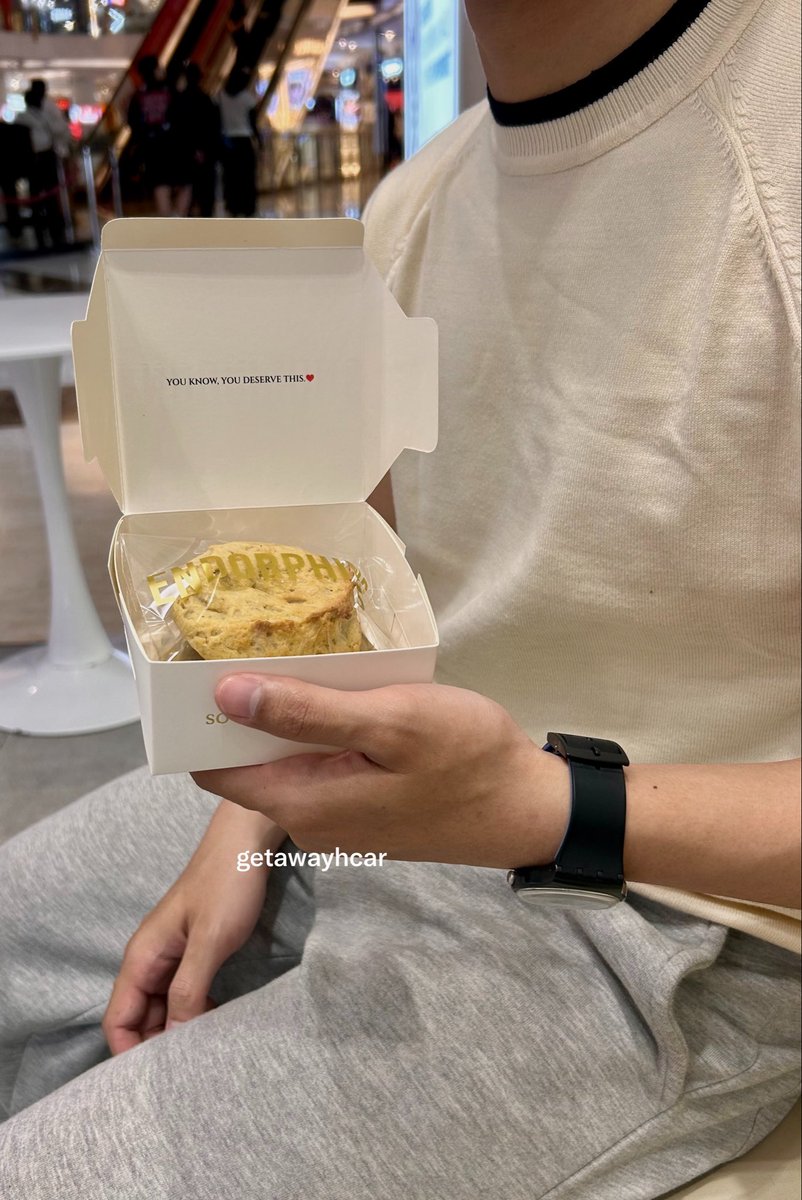 getawayhcar's tweet photo. malam minggu nya pada kemana?😋 https://t.co/X0dEzKB5uN