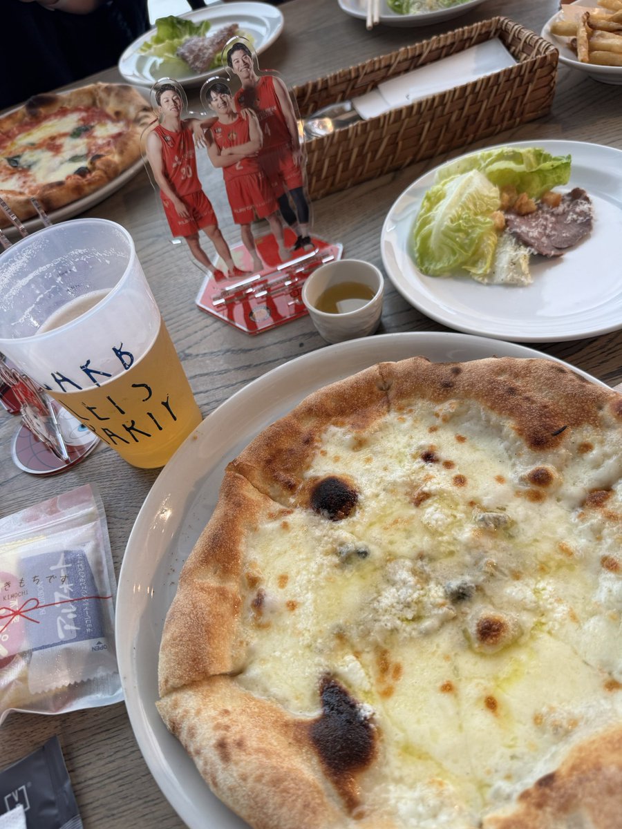 akkk211's tweet photo. 忘シーズン会🍻

IGアリーナを眺めながら、ドルファミさんたちとわいわい楽しかったです🥰 

幹事のめろさん、お話ししてくださったドルファミの皆さん、ありがとうございました！ ゆうさんのアクスタをお借りして📷⭐︎

また、IGアリーナで会いましょう🤝

#俺たち一生ドルファミ https://t.co/7JUxf1jmxQ