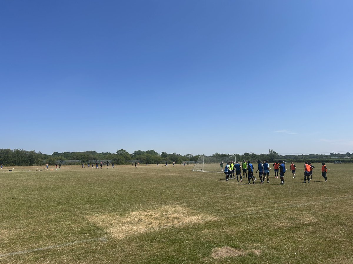 hmarstonx's tweet photo. @LlandudnoFC @alportfc @SportingKhalsa @PUFC_Gravesend @TownShifnal @the_nomads @fcballkani @ColwynBayFC 📍Stockton Pétanque Club, Southam

Game 6/478: @CovAlvis 1-6 @Knowle_FC 

Season goals: 26
GPG Average: 4.3

Scorched. https://t.co/xwF2Ea38wc