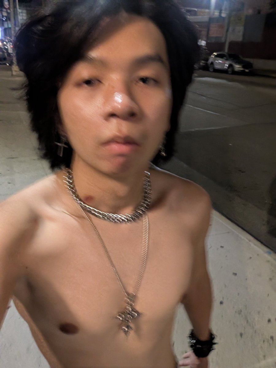 abraxos0's tweet photo. posted up like the Rrhar'il R https://t.co/nKixUkFM1N