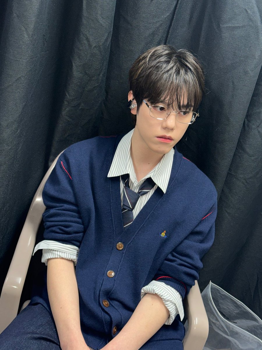 mak_zzzn9's tweet photo. 오래오래 엔플하자♥︎
#칠월의_푸름_차훈데이
#HAPPY_HUN_DAY https://t.co/cHjGHE9u06