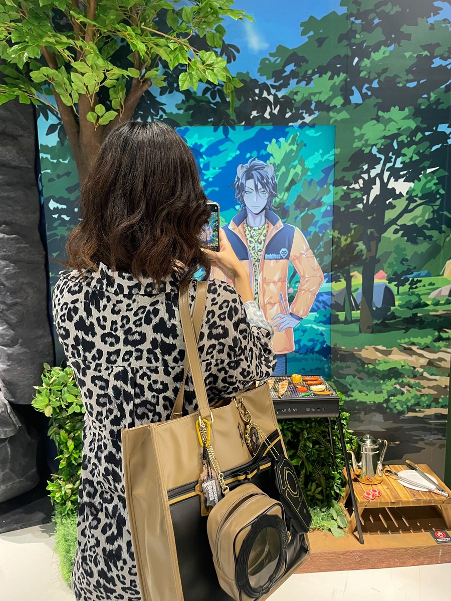 Yulisnail_Lab's tweet photo. ２回目のツイステ展行ってきました❣️
(先週)
今回はﾊﾞﾙｷｬﾝ概念コーデで
ゴリゴリﾚの女で行きました🦁♡♡

詳しくは後日載せますが自爪はガラ概念💅🏻✨️めちゃかわで大満足❣️

ももさん今回も付き合って下さりありがとうございました✨️🫶🏻らぶ https://t.co/yDHIWgr91p