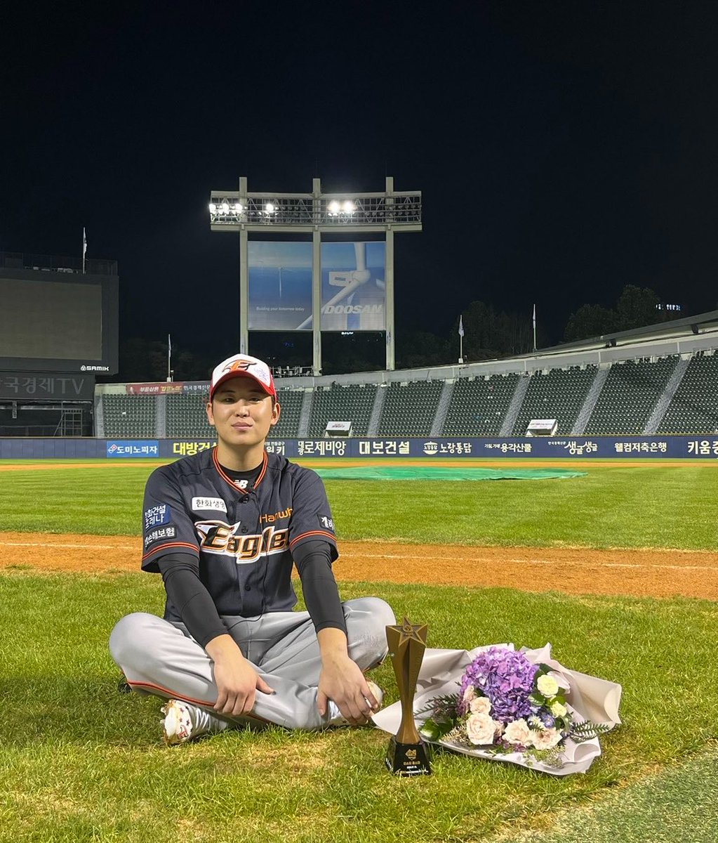 F19HEv2's tweet photo. 역대 올스타전에서 00년대생 미스터올스타 딱 두명있다는데
그 두명이 누구냐면… https://t.co/lMt40SiaJl