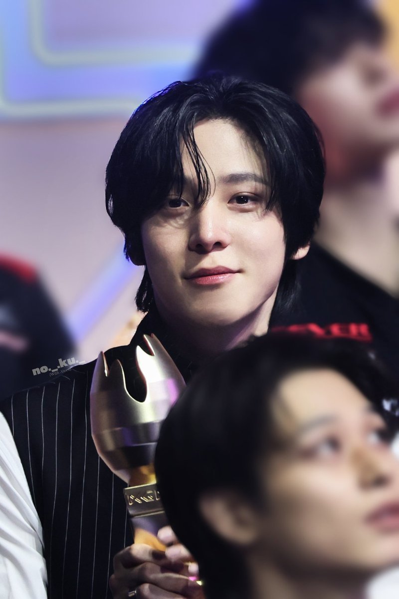 no_ku323's tweet photo. 251114 KGMA
I was attracted to this man😍
#ateez #yunho #윤호 https://t.co/4WTsSqeMZJ