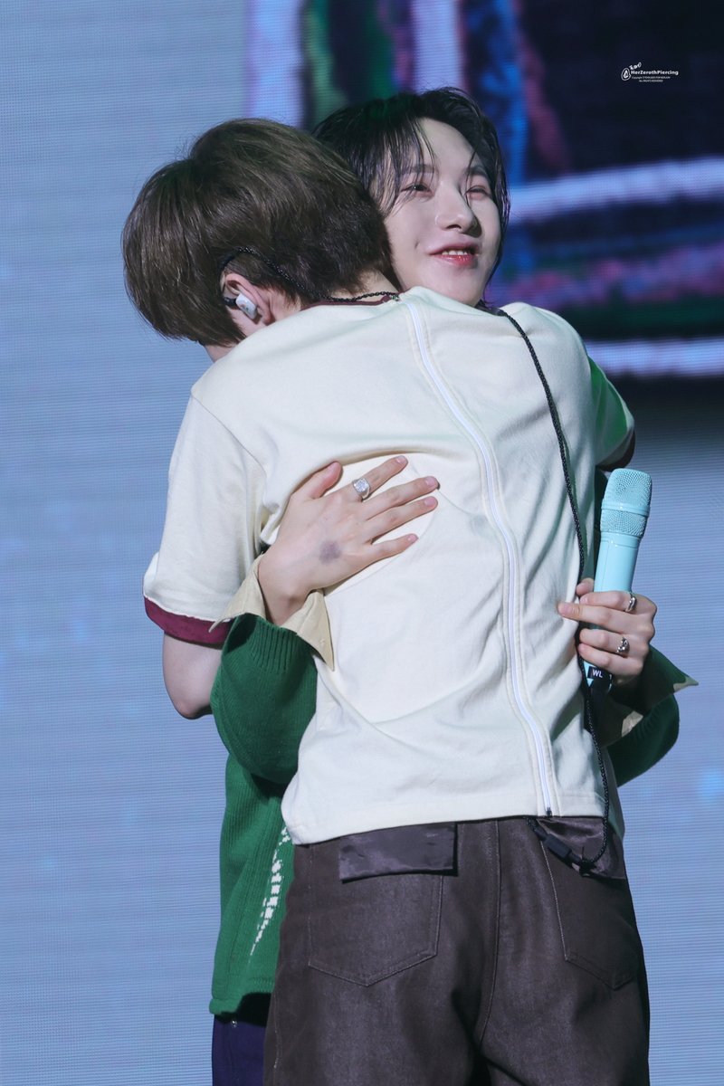 tddlged3223's tweet photo. #런쥔
#RENJUN #NCTDREAM
260711 https://t.co/mnBNm5XMzy