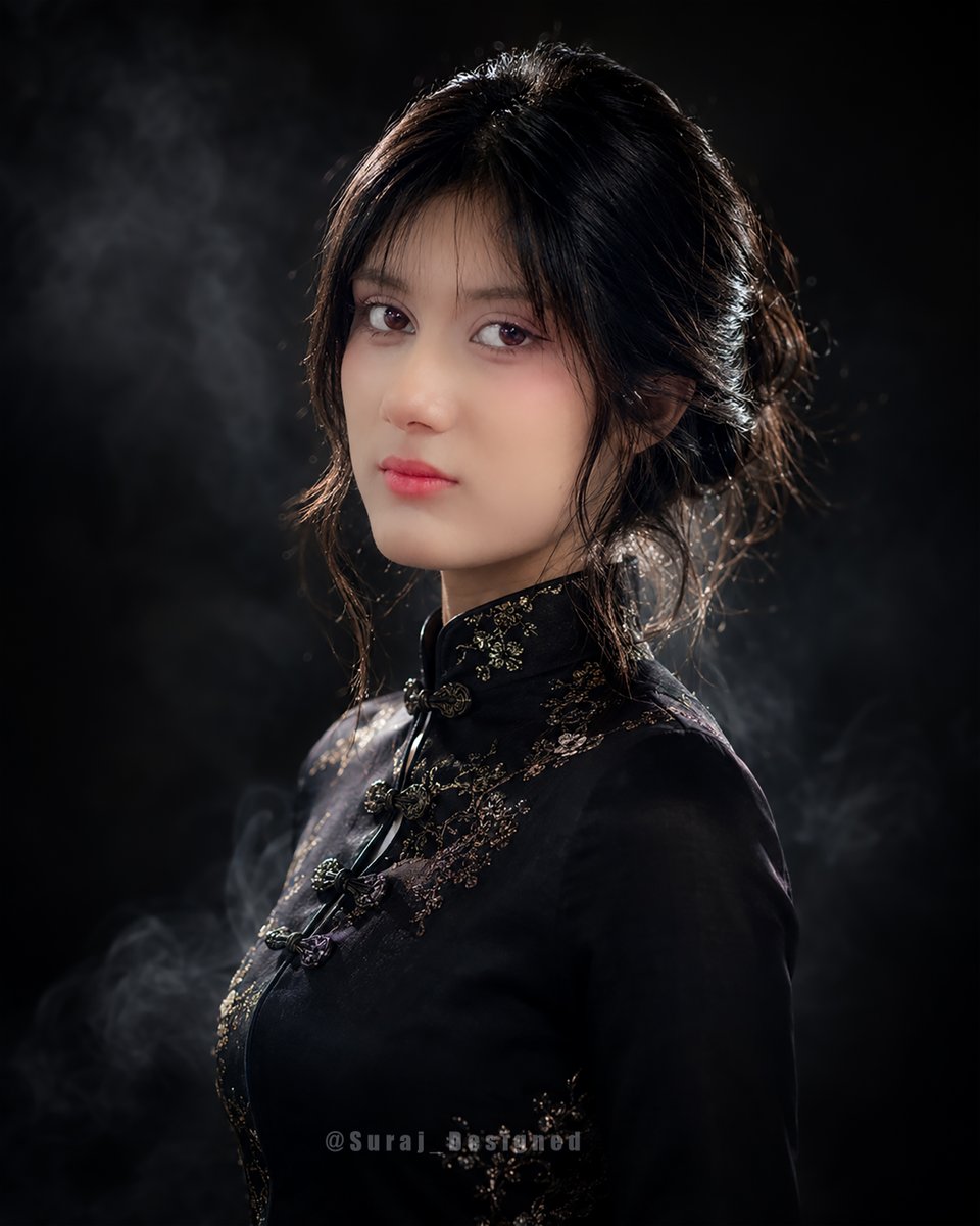 sg_suit's tweet photo. Chinese elegance, fully customized by SG Suit Thailand.

With over 30 years of tailoring experience, we create every dress to match your style, shape, and personality.

Get your appointment and update your style. https://t.co/OgZpWAhxyK