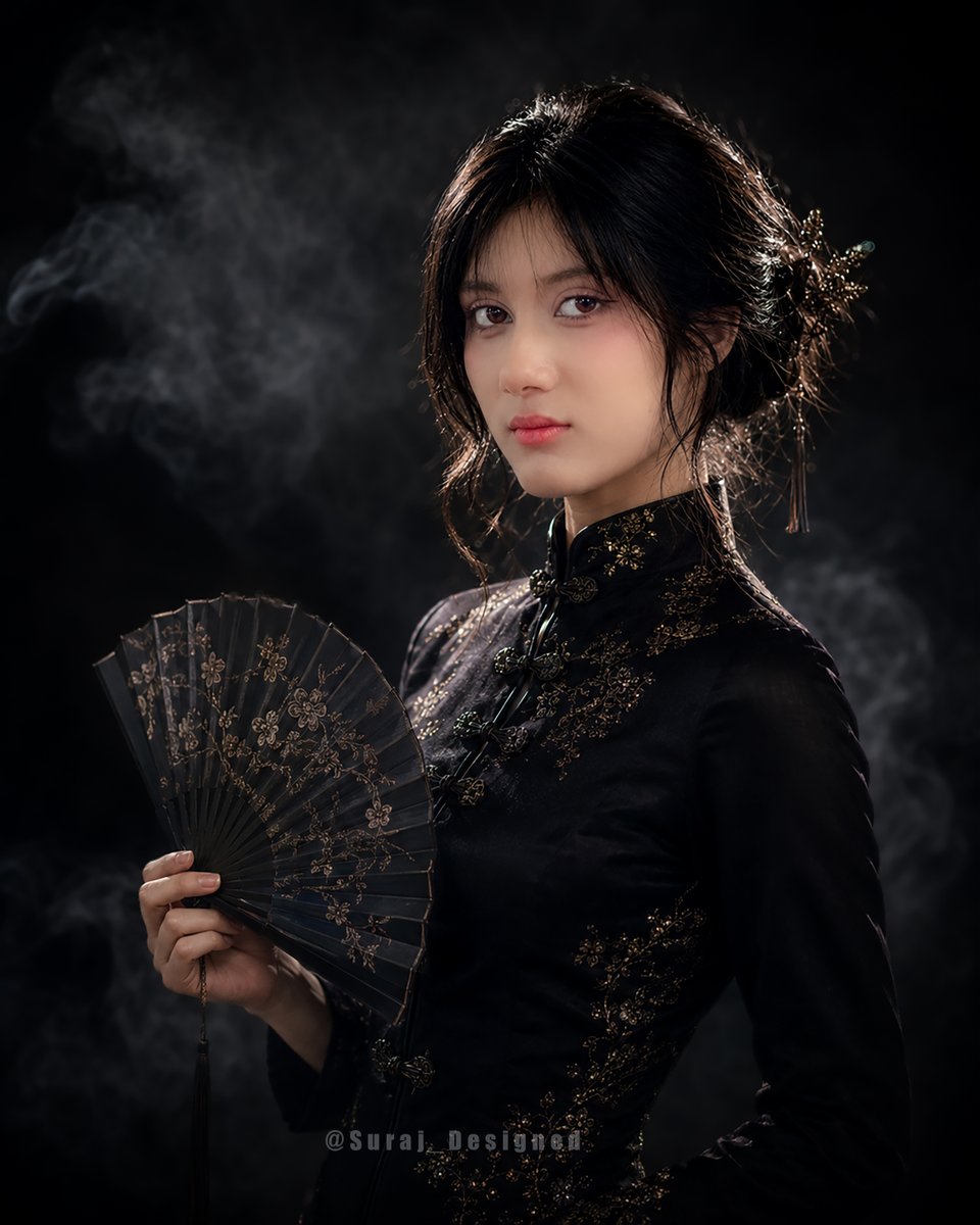sg_suit's tweet photo. Chinese elegance, fully customized by SG Suit Thailand.

With over 30 years of tailoring experience, we create every dress to match your style, shape, and personality.

Get your appointment and update your style. https://t.co/OgZpWAhxyK