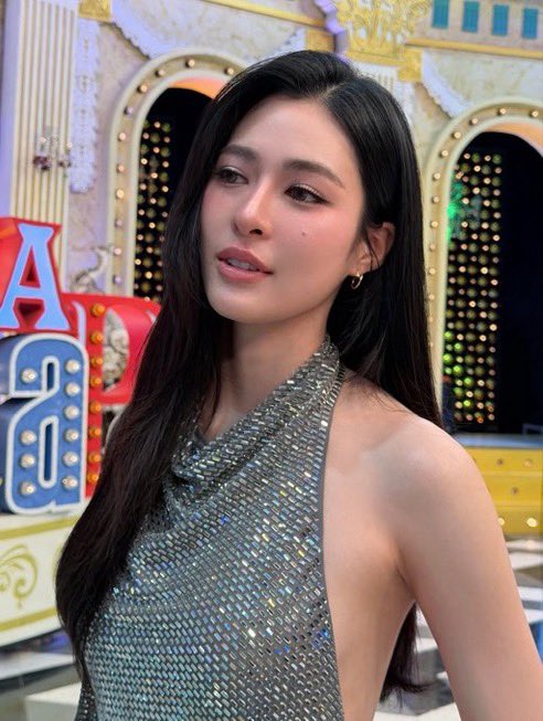 sukichanki's tweet photo. Madame Sirilak Kwong ✨✨💅

#หลิงหลิงคอง #Linglingkwong https://t.co/pdiqKUrdra