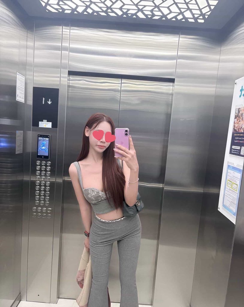 BallBall__2544's tweet photo. เดมมาหน่อย คิวคอลว่างงับ🤭 #ภูเก็ต #ป่าตอง https://t.co/sc6KvjQW4S