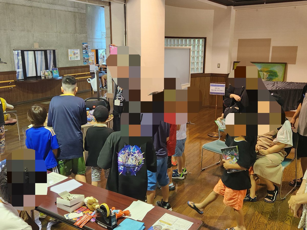 plasmaclusterha's tweet photo. 本日は湖南市ポケカフェス大盛況のまま無事終えることができました‼️

100人以上の方々にお越しいただき誠にありがとうございます‼️

また、ボランティアや協賛していただきました人、店舗の方々本当にありがとうございました😭

ポケカ出来る場所がゼロの湖南市をポケカで盛り上げられて最高でした‼️ https://t.co/XPzScfEPLl