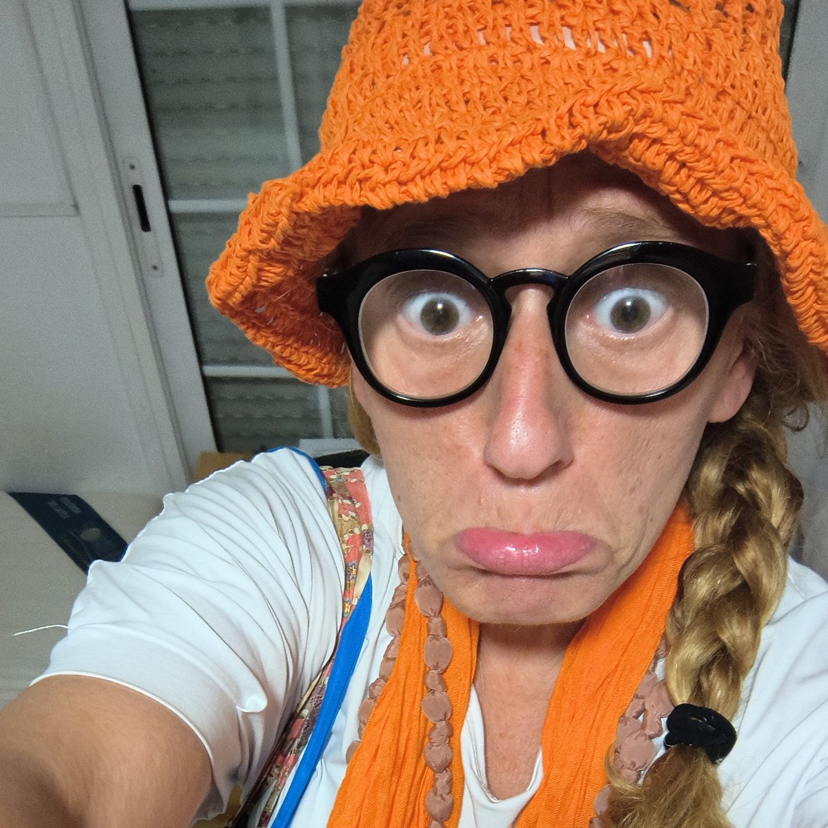 silviaglaa's tweet photo. #NuevaFotoDePerfil https://t.co/LBcUijQ5fc