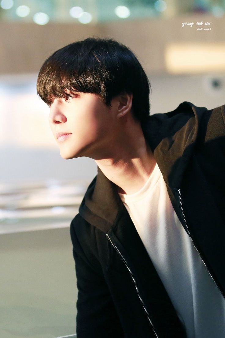 aeripno's tweet photo. 산군 박이 보고 싶어요
산군 박이랑... 마을 대대로 내려오는 전통에 의해 산군에게 바쳐진 재물 영. https://t.co/4KUY4dnQnp