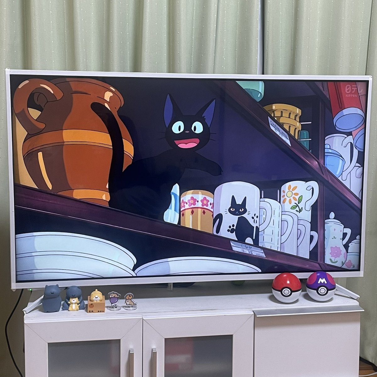 mi_g13's tweet photo. さよなら大画面42型🥲
こんばんは機能性抜群32型😊 https://t.co/FDcU4tHYsz