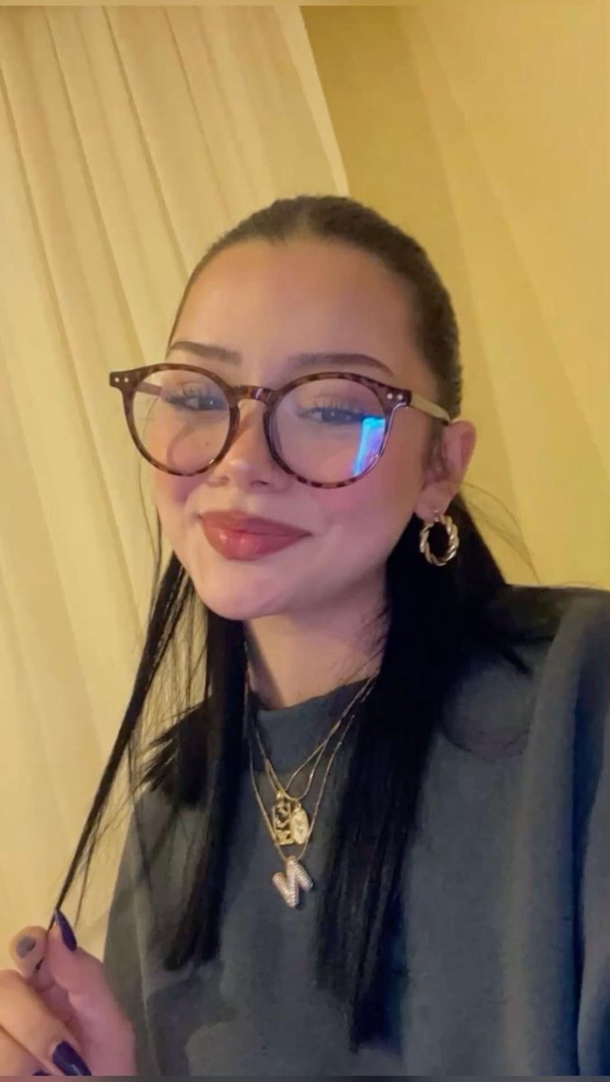 FilizEyv's tweet photo. Köle fantezisi seven azgın erkekler mesaj atın gizlilik içerisinde sizi köle gibi kullanayım 

Sexting
Evli gizli
Türbanlı
Orospu
Fantezi
Sanal
Sohbet

Sert
Sikiş
Sikici
Ateşli
Göt
Porno
Evli
Gizli
Türk ifşa
Azgın
Azdım

Seks
Oral
Analllll skaaa https://t.co/4qnjY173Zv
